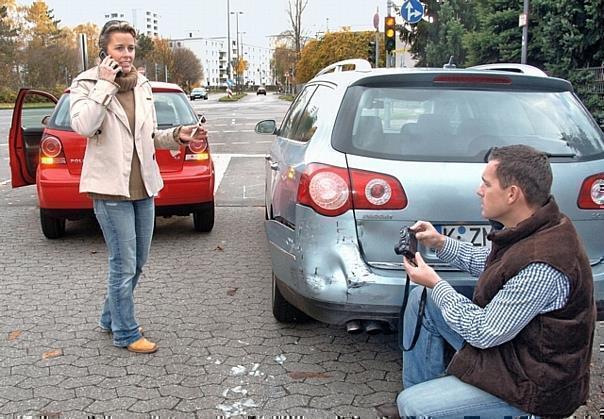 Mit der richtigen Kfz-Versicherung im Rücken ist ein Unfall nicht ganz so schmerzlich. Deshalb sollte die Frist zum Wechsel nicht verpasst werden. Foto: ADAC/gp